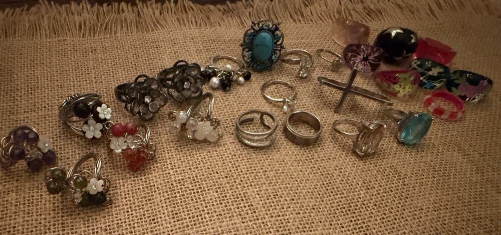 Mixed Fashion Costume Ring Lot 25 Statement Adjustable Sizes 5-8 Assorted